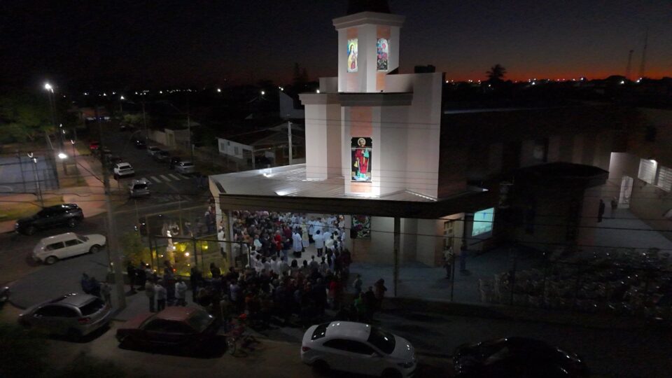 Reabertura e dedicação da Igreja de Santa Teresinha em Araraquara